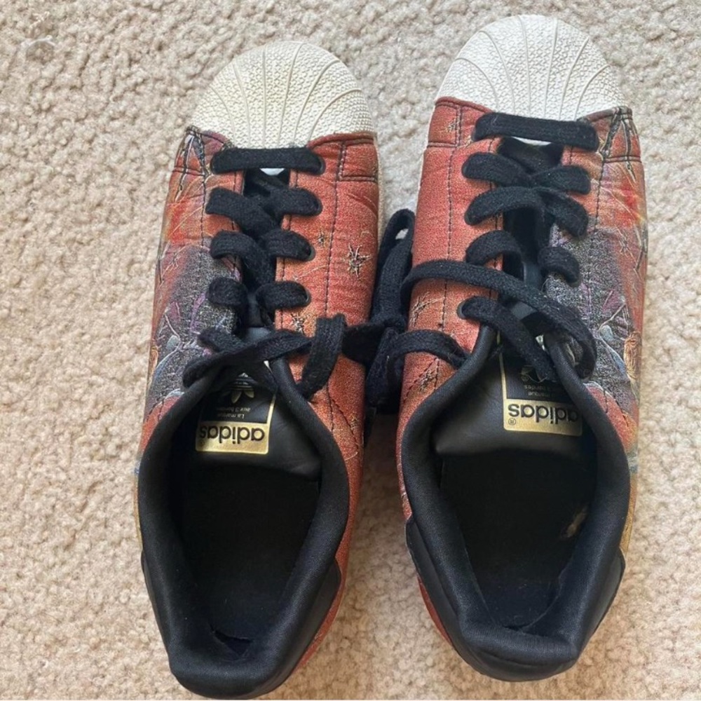 LIMITED EDITION STARWARS ADIDAS SNEAKERS KIDS SIZE 5